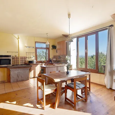 Cal Malla Petit Artes (Bages)