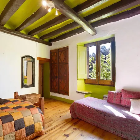 Holiday home Cal Malla Petit